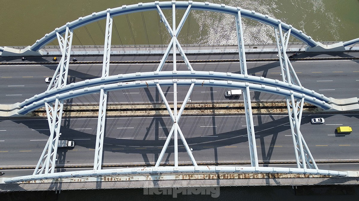 Mục sở thị cây cầu vòm thép nối liền huyện Đông Anh với quận Long Biên - Ảnh 5.