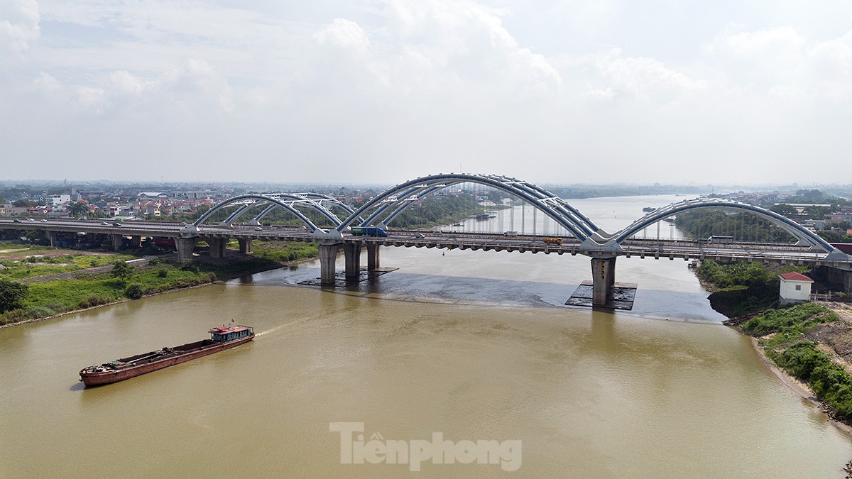 Mục sở thị cây cầu vòm thép nối liền huyện Đông Anh với quận Long Biên - Ảnh 6.