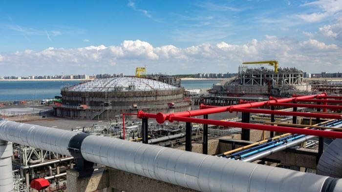 Nước đi 'vào lòng đất' của EU: cấm khí đốt nhưng nhiệt tình nhập khẩu LNG của Nga - quan chức thừa nhận chưa thể 'cai nghiện' - Ảnh 1.
