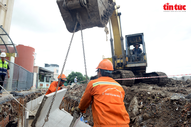 Dồn lực thi công dự án xây dựng hạ tầng và cải tạo kênh Tham Lương - Bến Cát - rạch Nước Lên - Ảnh 6. Dồn lực thi công dự án xây dựng hạ tầng và cải tạo kênh Tham Lương - Bến Cát - rạch Nước Lên - Ảnh 6.