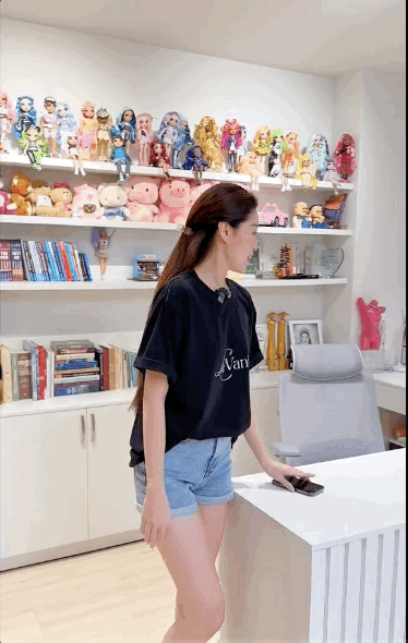 Trọn cơ ngơi mới của Hoa hậu Khánh Vân: Nội thất hiện đại, phòng trang phục cực hoành tráng - Ảnh 5.
