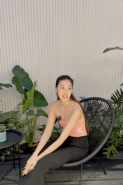 Trọn cơ ngơi mới của Hoa hậu Khánh Vân: Nội thất hiện đại, phòng trang phục cực hoành tráng - Ảnh 8.