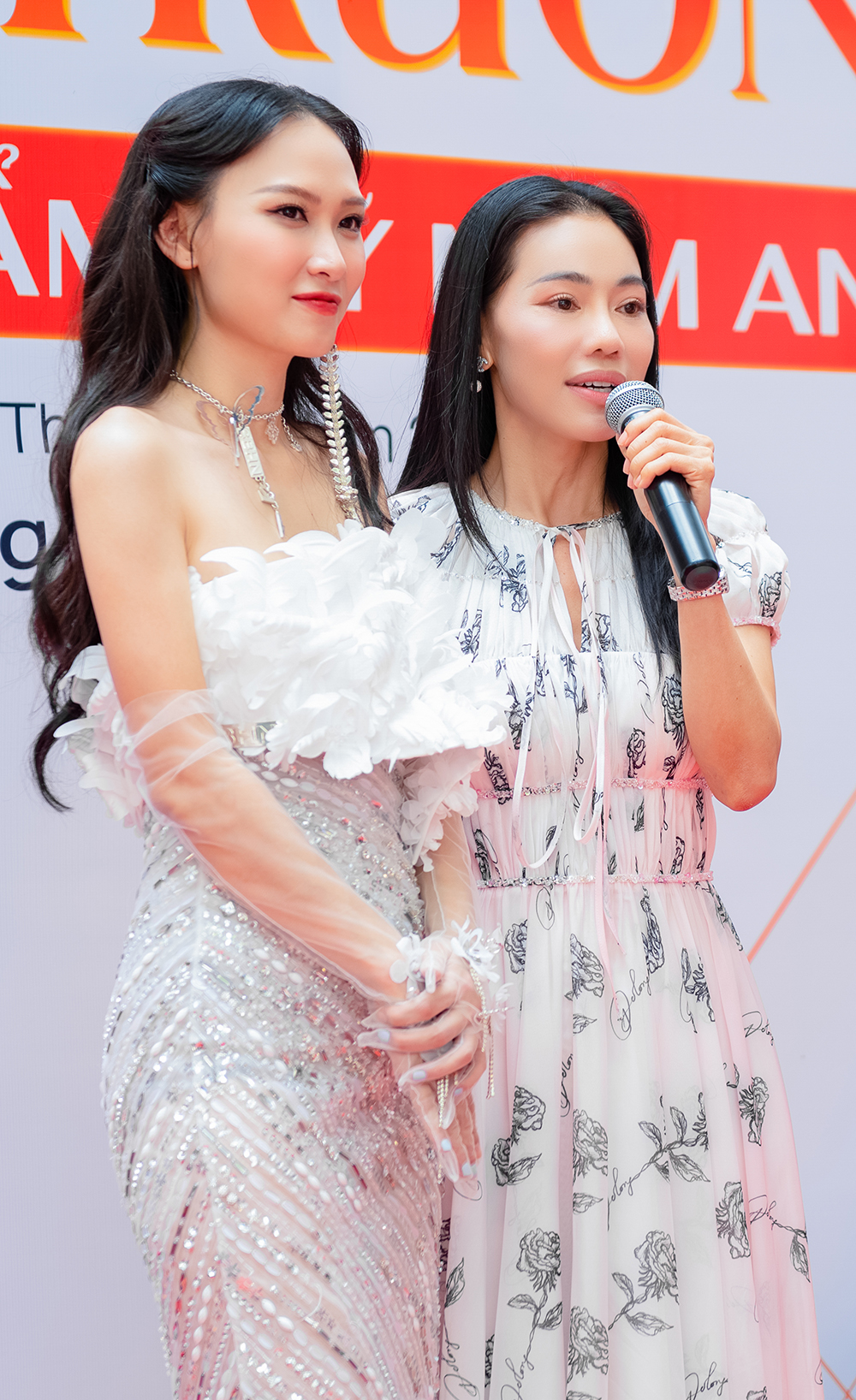 Hoa hậu Mai Phương đọ sắc với dàn hoa, á hậu, tiết lộ công việc tại VTV - Ảnh 6.
