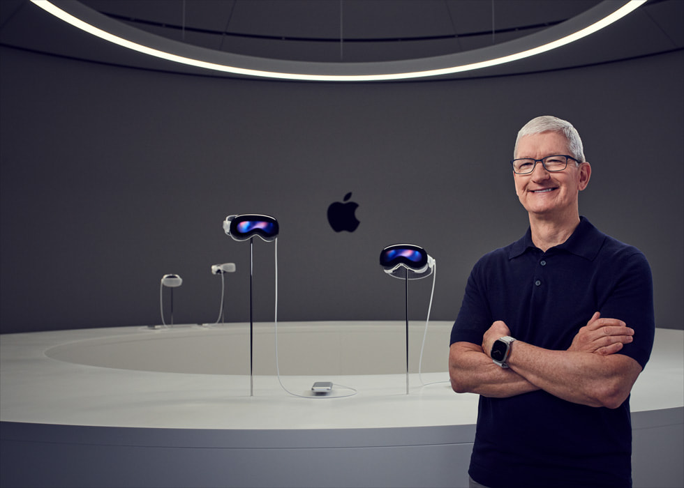 Tuyên bố dùng kính Apple Vision Pro mỗi ngày, CEO Tim Cook bị người dùng nghi "chém gió" vì không làm một điều sau - Ảnh 2. Tuyên bố dùng kính Apple Vision Pro mỗi ngày, CEO Tim Cook bị người dùng nghi "chém gió" vì không làm một điều sau - Ảnh 2.