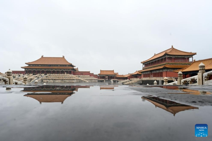 Tử Cấm Thành 'miễn nhiễm' với lũ lụt lịch sử tại Trung Quốc - Ảnh 4.