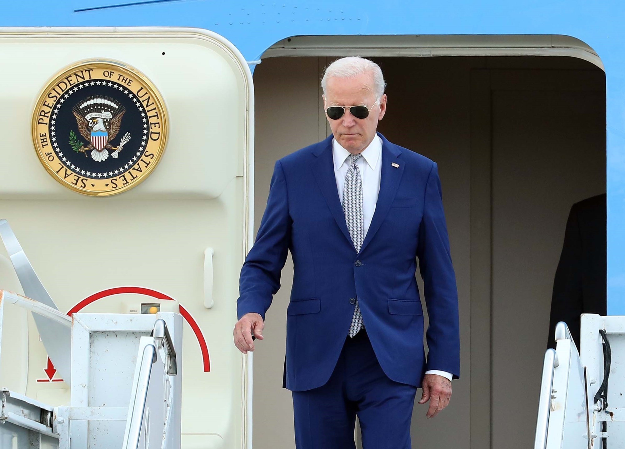 Tổng thống Hoa Kỳ Joe Biden đến Hà Nội, bắt đầu chuyến thăm cấp Nhà nước tới Việt Nam - Ảnh 2.