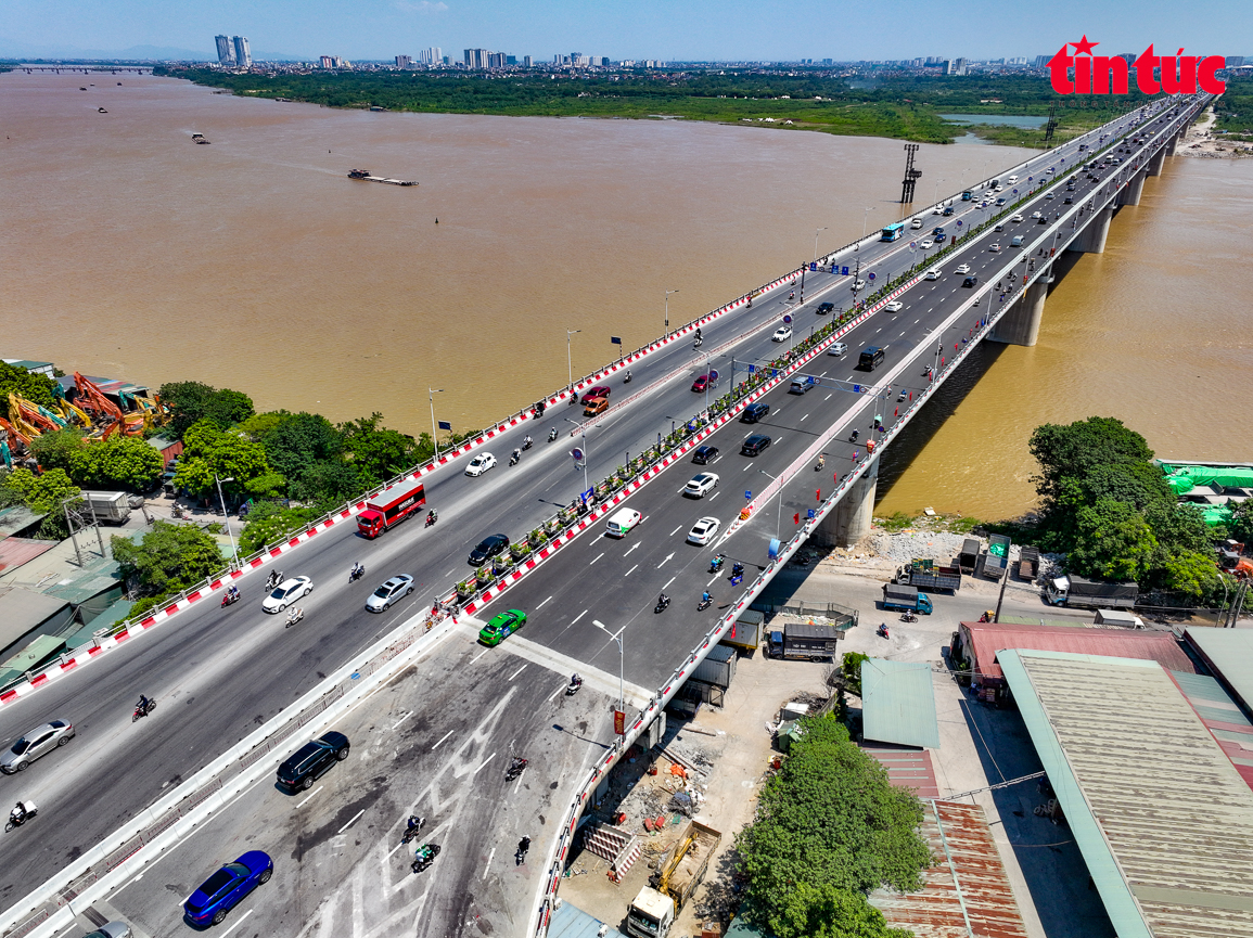 Hà Nội: Sau khi hợp nhất hai cầu Vĩnh Tuy, không còn cảnh ùn tắc giao thông - Ảnh 1.