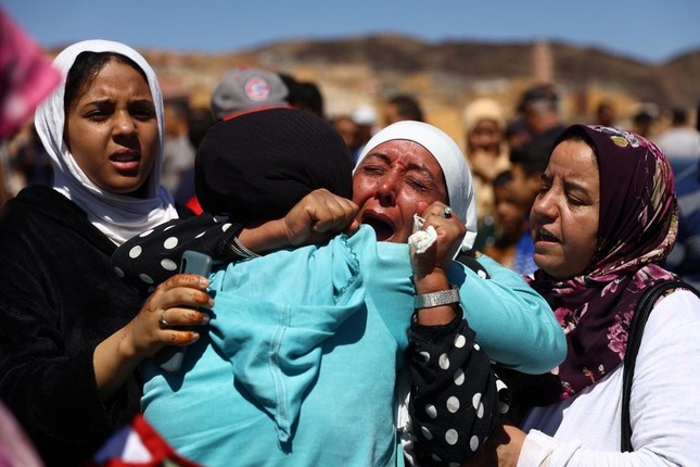 Động đất khiến hàng nghìn người thiệt mạng: Các đội cứu hộ đổ về Maroc - Ảnh 5.