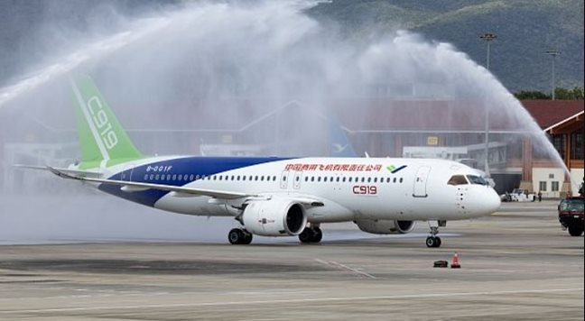 Máy bay chở khách “Made in China” đắt như tôm tươi, nhận hơn 1.000 đơn đặt hàng, chấm dứt kỷ nguyên thống trị của Airbus và Boeing - Ảnh 1.