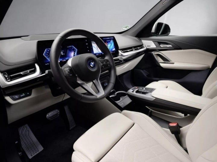 Cận cảnh xe điện BMW iX1 eDrive20 vừa ra mắt, giá 1,23 tỷ đồng - Ảnh 5.