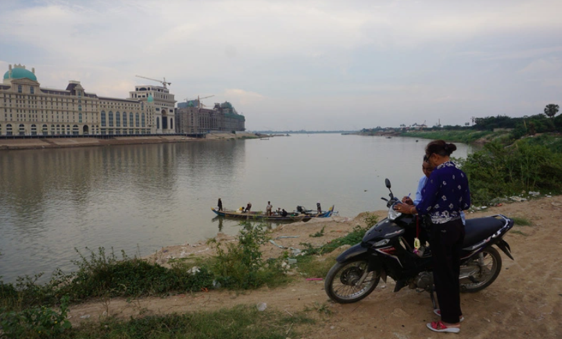 Campuchia không xây thủy điện trên dòng chính sông Mekong - Ảnh 1.