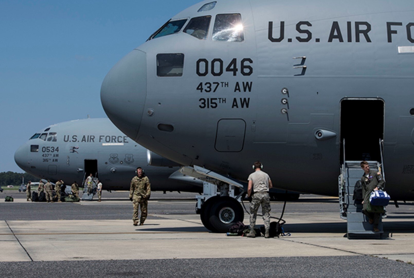 Siêu vận tải 'ngựa thồ' C-17 phục vụ đoàn ông Biden đến Hà Nội có gì đặc biệt? - Ảnh 7.