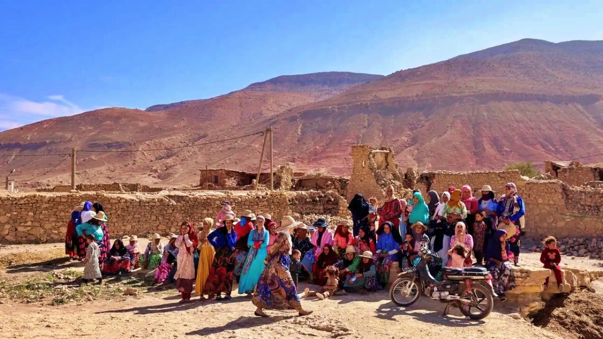 Động đất Morocco: Đám cưới cứu mạng dân cư của cả một làng - Ảnh 1.