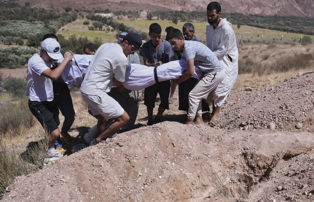 Vì sao thảm họa động đất ở Morocco gây nhiều thương vong và thiệt hại? - Ảnh 1.