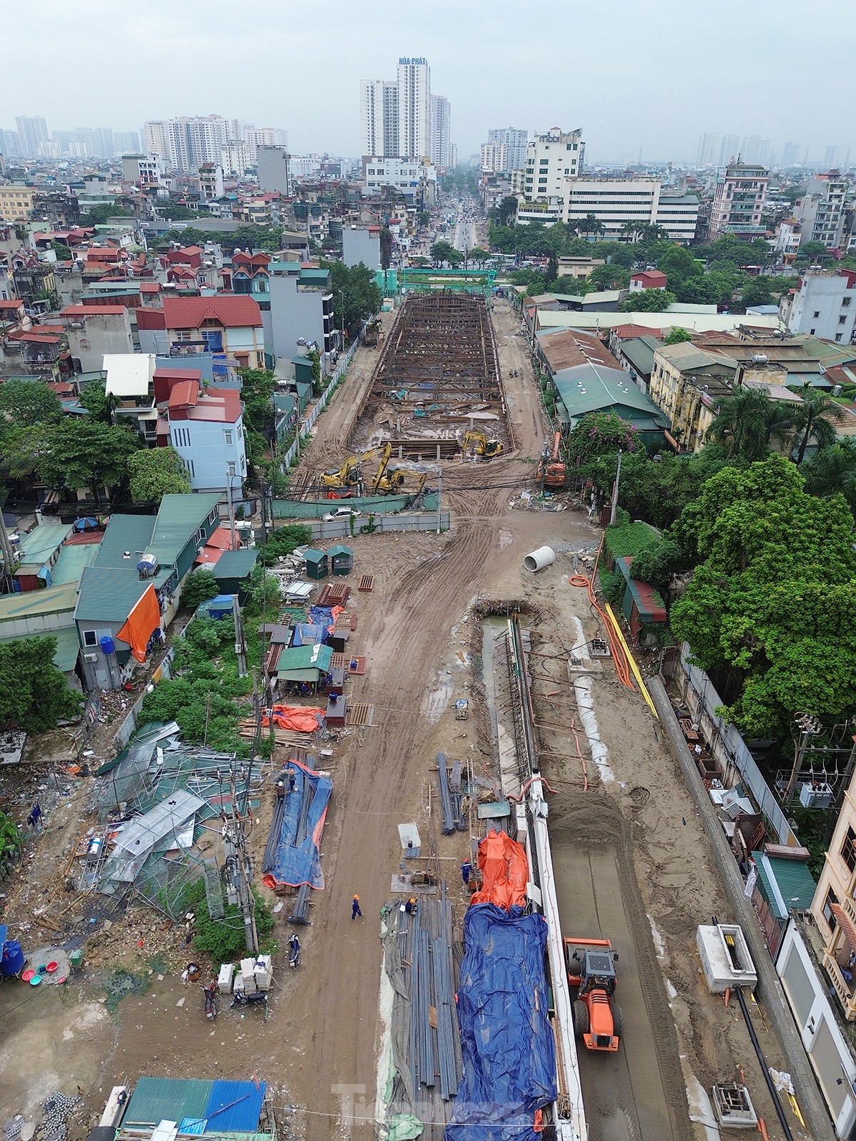 Mục sở thị hầm chui gần 800 tỷ ở Hà Nội đang tăng tốc thi công - Ảnh 1.