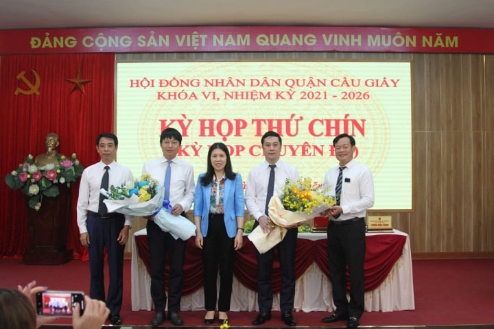 Hà Nội: Chuyển công tác Phó Chủ tịch quận Cầu Giấy phụ trách lĩnh vực xây dựng - Ảnh 1.