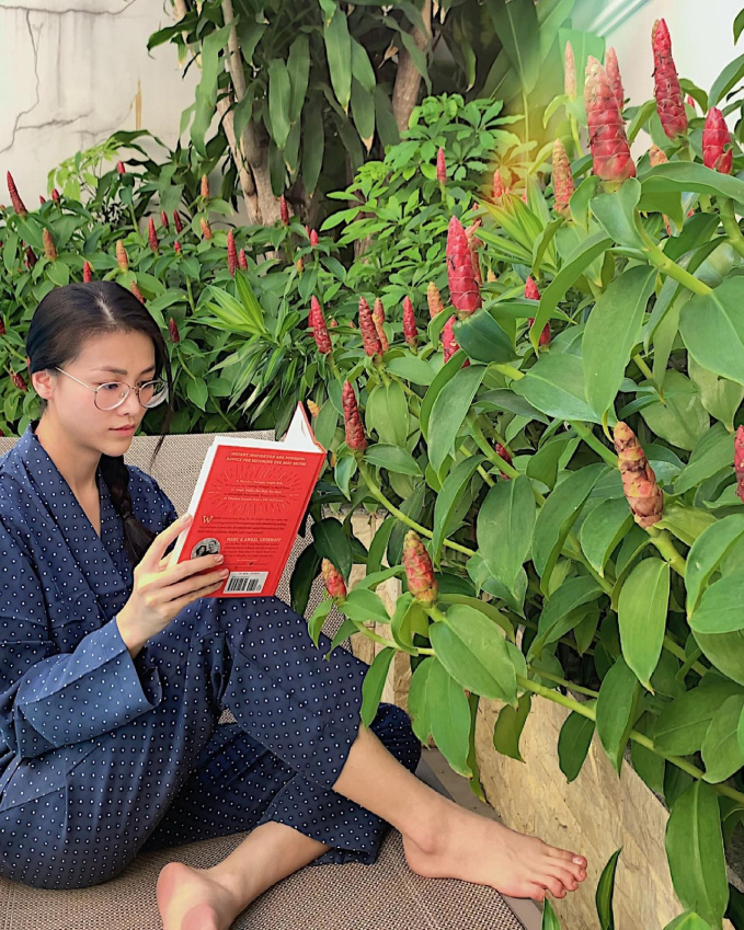 Bên trong biệt thự khu nhà giàu quận 2 của Hoa hậu Phương Khánh: Vườn cây xanh um, cứ ngồi vào là có ảnh đẹp - Ảnh 9.