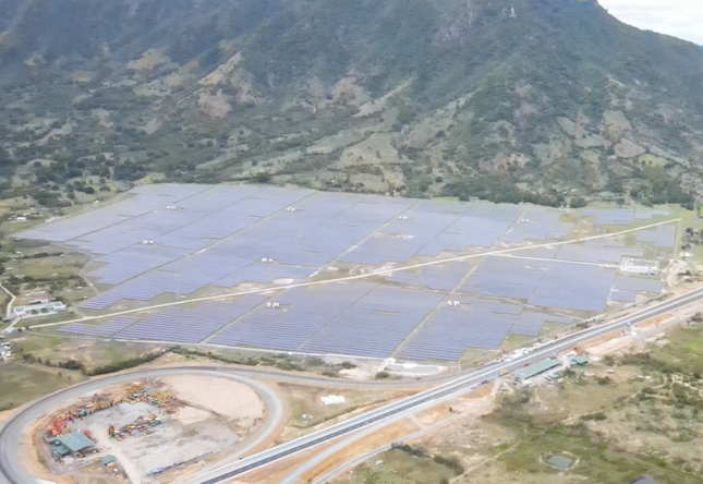Bộ Công an yêu cầu cung cấp hồ sơ dự án điện mặt trời ở Khánh Hòa - Ảnh 2.