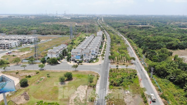 Tận thấy loạt dự án tạo quỹ đất dọc đường Nguyễn Hữu Thọ dính sai phạm - Ảnh 21.