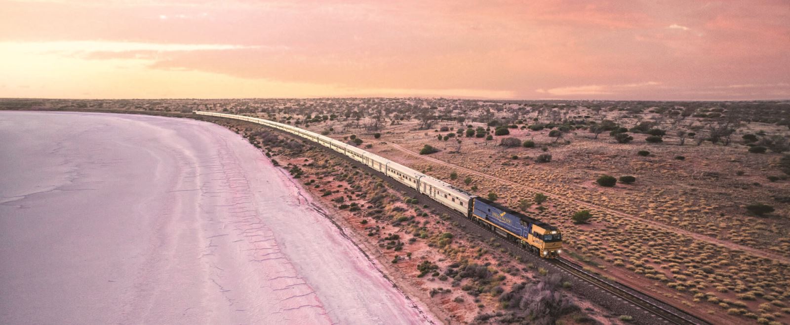 Có gì đặc biệt trên hành trình xe lửa dài 4352 km của Úc - Ảnh 3.
