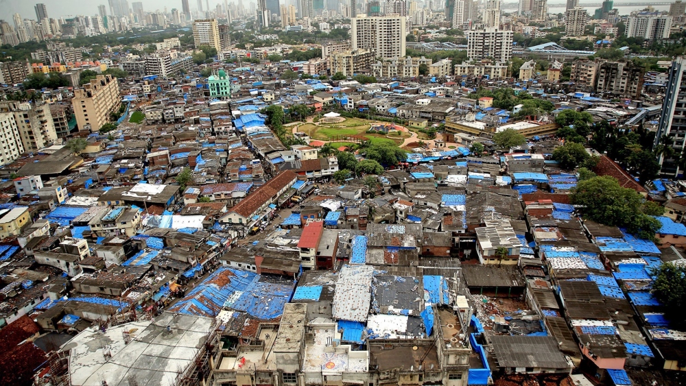 Khu ổ chuột lớn nhất châu Á Dharavi sắp được cải tạo - Ảnh 1.