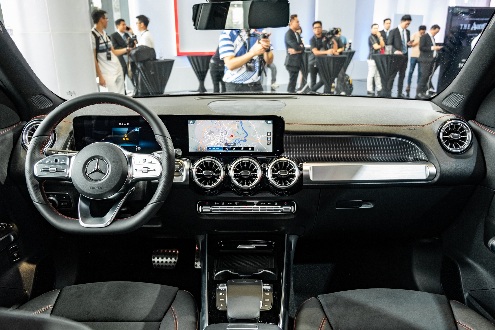 Chi tiết Mercedes-Benz EQB tại Việt Nam giá 2,289 tỷ đồng: đi được TP. HCM - Nha Trang với 1 lần sạc - Ảnh 3.