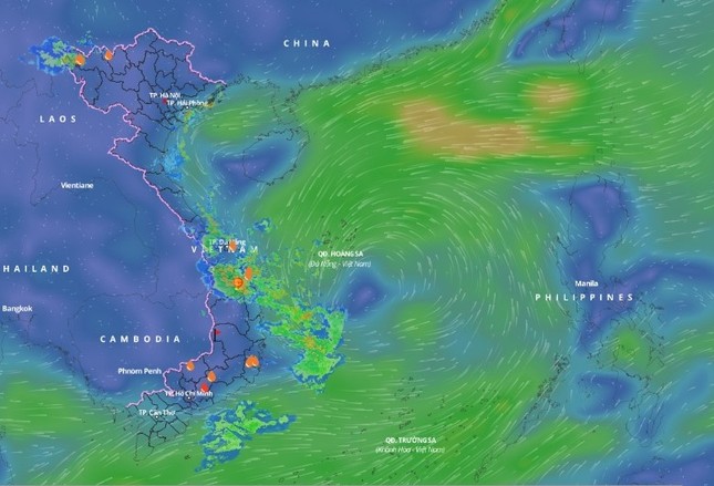Xuất hiện vùng áp thấp trên Biển Đông - Ảnh 1.