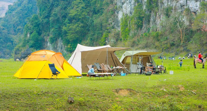 Phát hiện thảo nguyên xanh chỉ cách Hà Nội 2 giờ chạy xe, du khách nhận xét như “Mông Cổ thu nhỏ” - Ảnh 7.