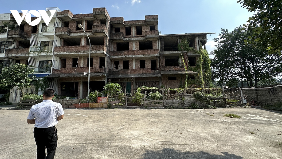 Hàng trăm hộ dân mua căn hộ chung cư 79 Thanh Đàm lo mất nhà - Ảnh 3.