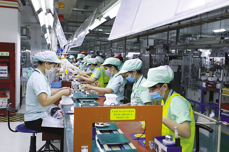 Việt Nam có thể làm chủ công nghiệp bán dẫn - Ảnh 1.