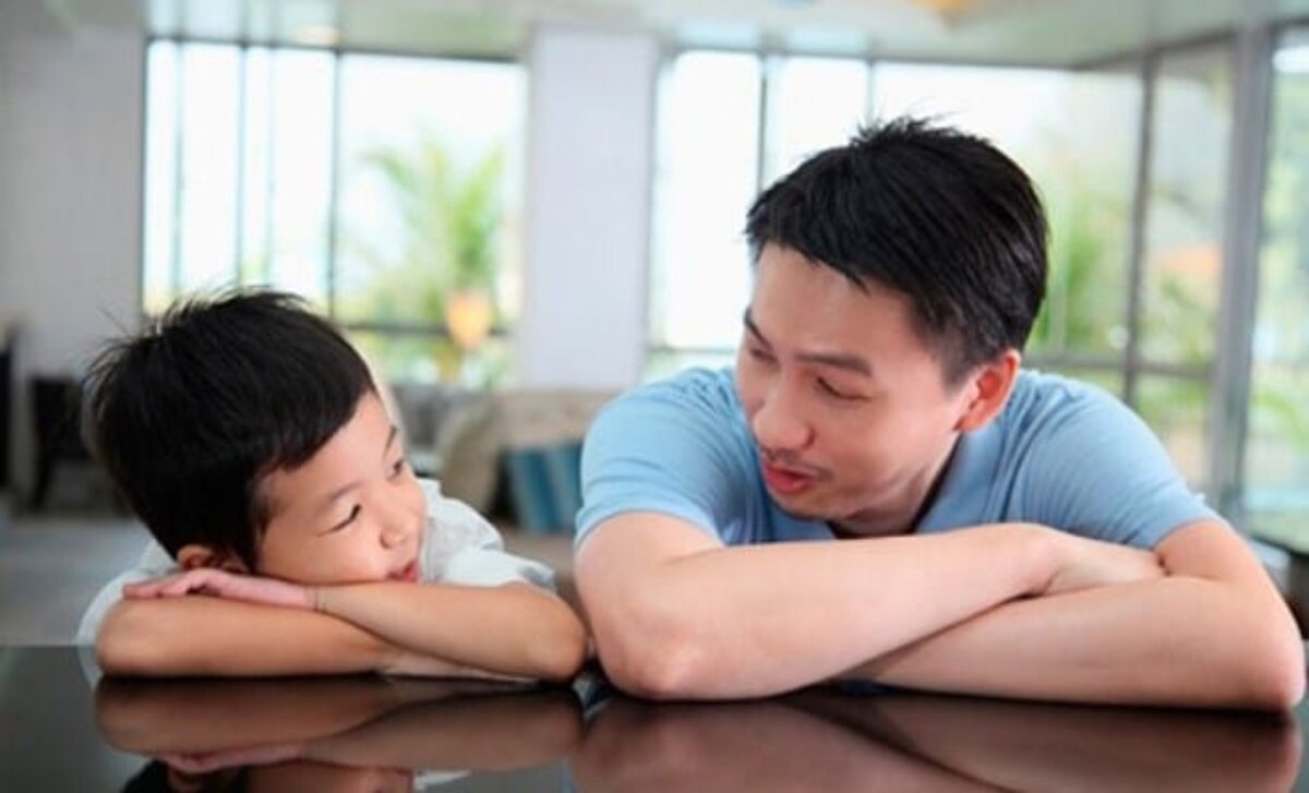 7 lợi ích của việc bố đồng hành cùng con: Rất tiếc 80% ông bố hiện đại không làm được hoặc làm câu nệ! - Ảnh 1.