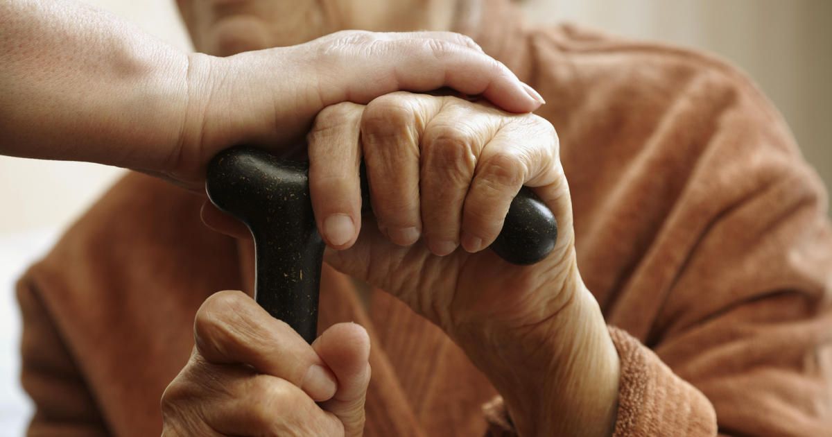 Tập thể dục thường xuyên và nghỉ ngơi dài hạn, ai sẽ sống lâu hơn? Cuộc khảo sát 22398 người cao tuổi này sẽ cho bạn biết đáp án - Ảnh 2.