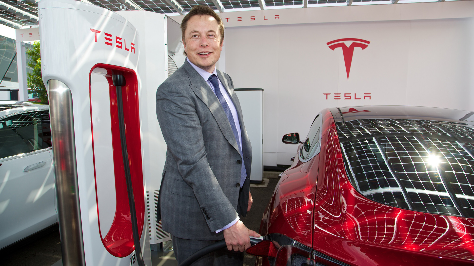 Elon Musk ‘rút tiền ngân sách’ từ Mỹ để thống trị ngành xe điện như thế nào? - Ảnh 2.