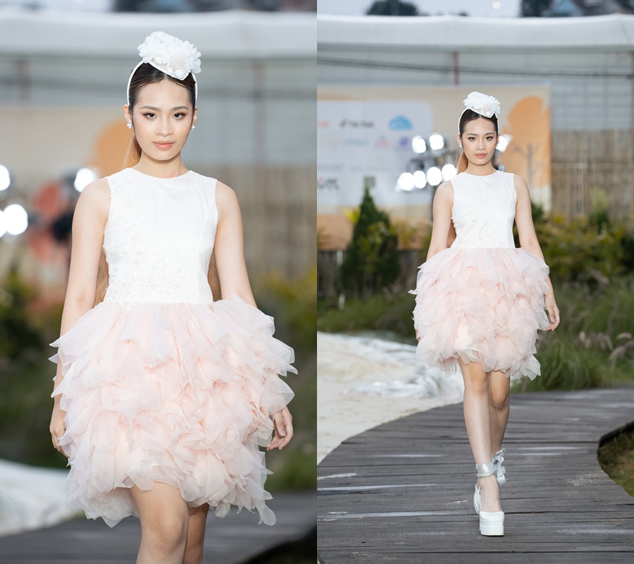 Vợ thủ môn Bùi Tiến Dũng đọ trình catwalk cùng Phương Nhi, Bảo Ngọc tại fashion show - Ảnh 11.