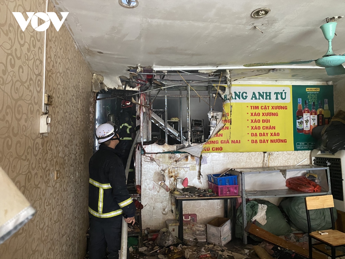Nguyên nhân ban đầu vụ cháy quán thịt chó tại Tam Trinh là do chập điện - Ảnh 7.