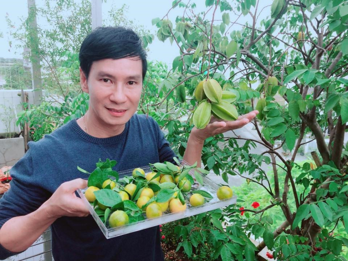 Khi hội nhà giàu &quot;tập làm nông dân&quot;: Tăng Thanh Hà tự trồng rau sạch, Phạm Hương sở hữu khu vườn với trái ngọt quanh năm - Ảnh 22.