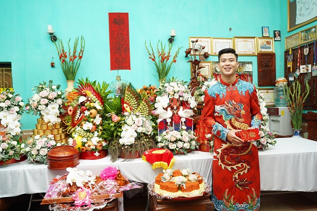 So kè dàn tráp ăn hỏi siêu cầu kỳ của dàn cầu thủ Việt, dát vàng hay đính đá kỹ đến từng chi tiết, liệu ai chịu chi hơn? - Ảnh 18.