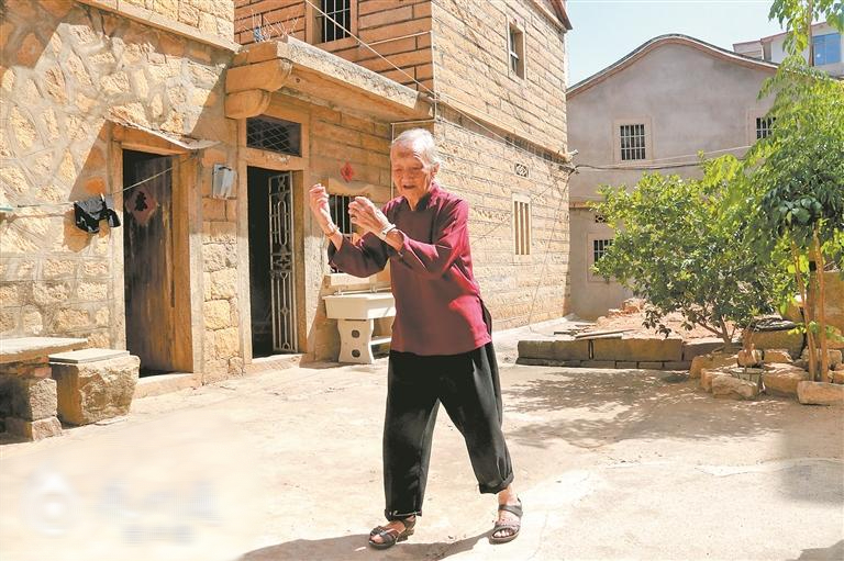 Cụ bà 103 tuổi vẫn khoẻ mạnh, minh mẫn nhờ 1 loại nước sẵn ở chợ Việt: Thêm 1 bài tập không phải đi bộ- Ảnh 3.