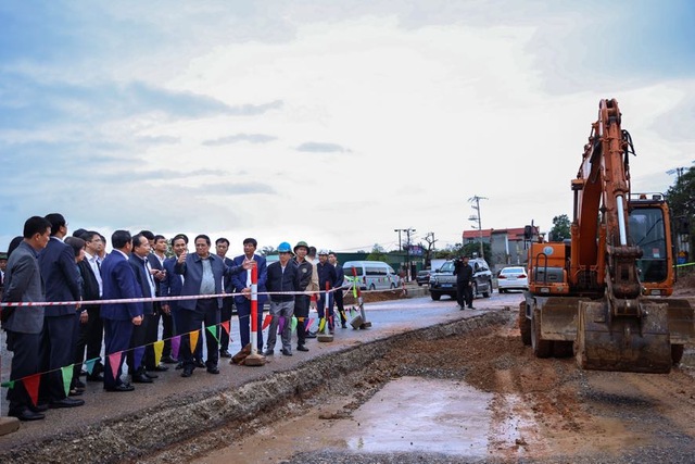 Thủ tướng yêu cầu sớm triển khai tuyến đường kết nối Bắc Giang – Hải Dương – Quảng Ninh - Ảnh 1.