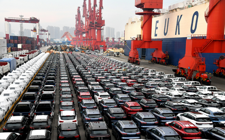 Vượt Nhật Bản, Trung Quốc trở thành nước xuất khẩu ô tô lớn nhất thế giới - Ảnh 1.