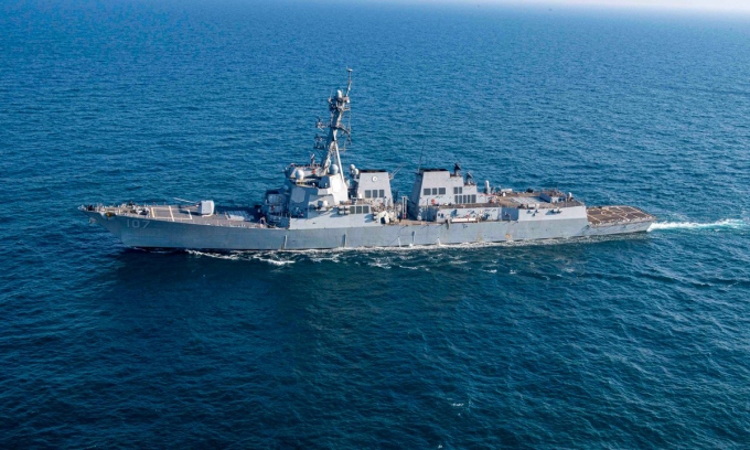 Chiến sự Trung Đông: Houthi tuyên bố tấn công tàu Mỹ - Ảnh 1.