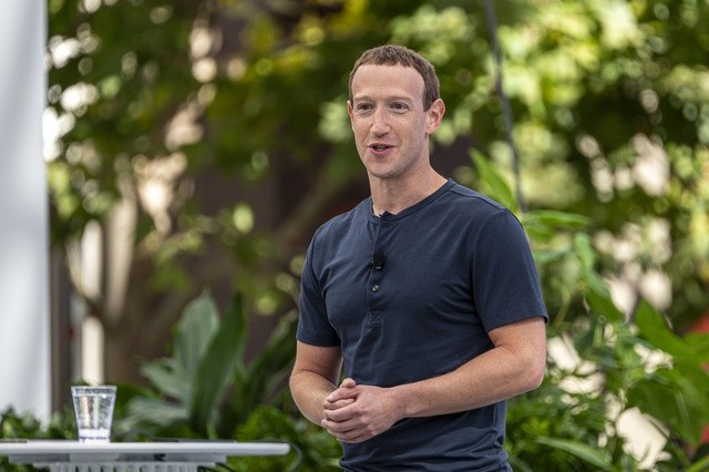 Mark Zuckerberg ‘tẩy trắng’ thành công, thoát mác 'kẻ đạo nhái': Đang dẫn đầu trong một lĩnh vực hot bậc nhất, đến CEO Google cũng phải công nhận - Ảnh 2.