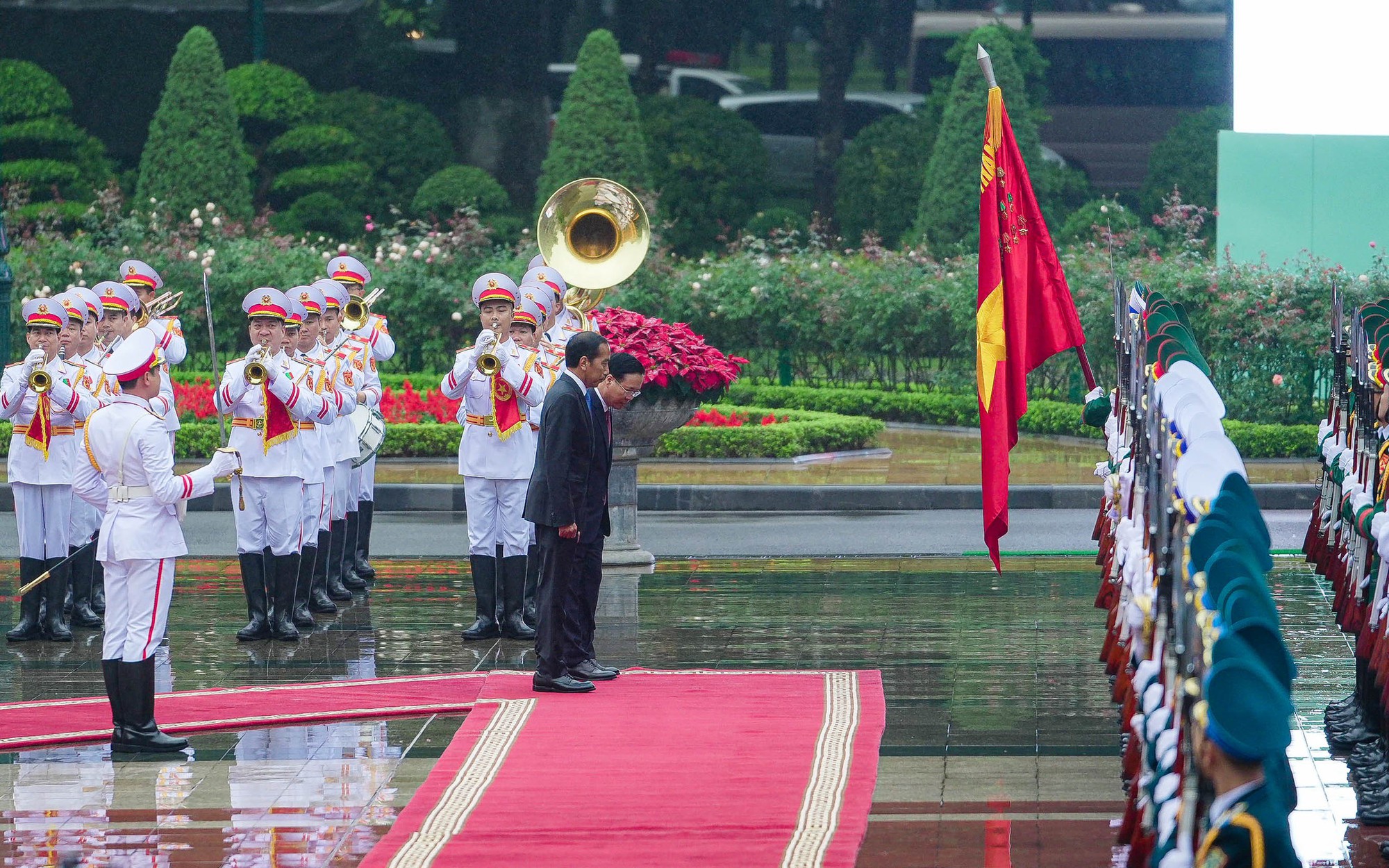Chủ tịch nước Võ Văn Thưởng chủ trì lễ đón Tổng thống Indonesia Joko Widodo- Ảnh 8.