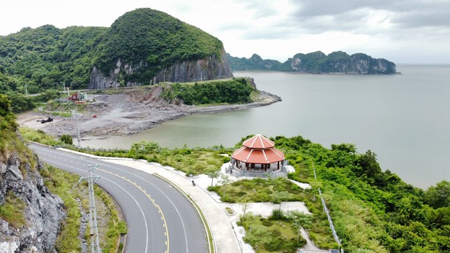 Hải Phòng, Quảng Ninh 'bắt tay' khai thác vịnh Hạ Long - quần đảo Cát Bà - Ảnh 1.