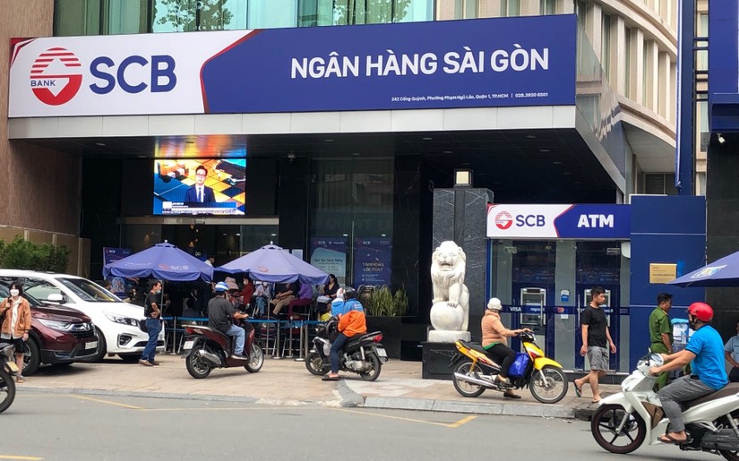 Liên tục đóng cửa phòng giao dịch, SCB mời thầu tháo gỡ loạt biển quảng cáo - Ảnh 1.