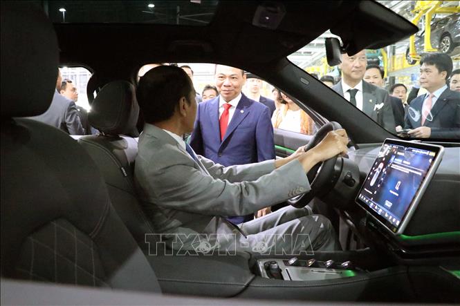 Tổng thống Indonesia thăm Tổ hợp Nhà máy VinFast tại Hải Phòng - Ảnh 4.