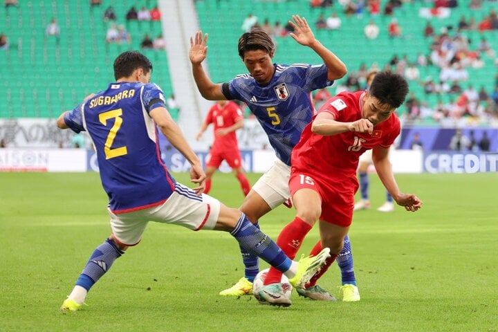 Kết quả Asian Cup: Đội tuyển Việt Nam ghi 2 bàn nhưng vẫn thua Nhật Bản - Ảnh 1.