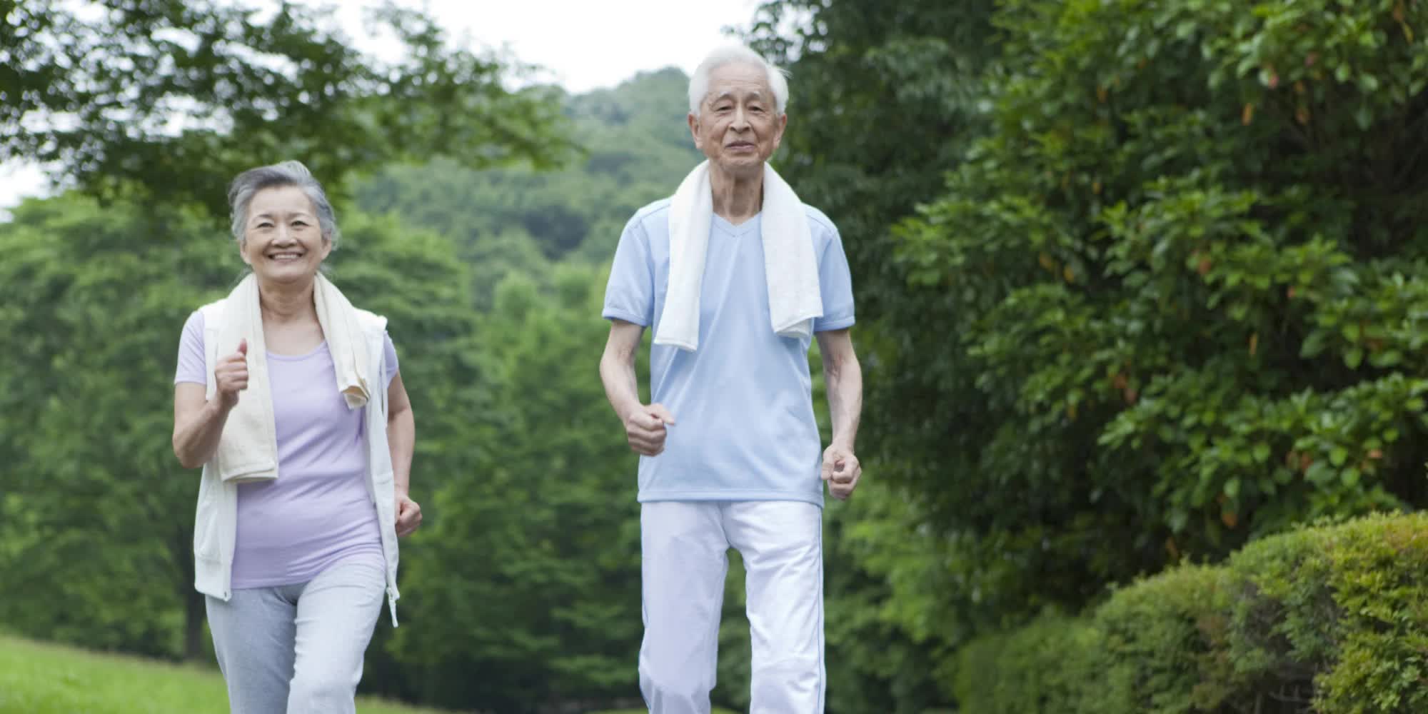 Không chỉ tập thể dục, người 60 - 70 tuổi tuân thủ đủ 6 &quot;chìa khóa sống thọ&quot; thì dễ khỏe mạnh 20 năm nữa- Ảnh 1.