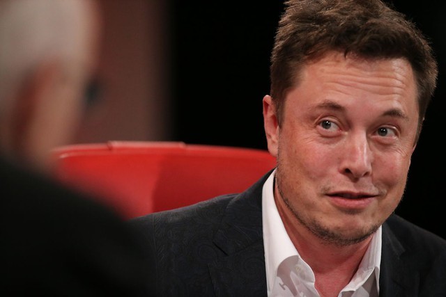 Sau nhiều năm bị mê muội, nhà đầu tư vỡ mộng với Elon Musk: Vốn hoá Tesla bốc hơi 94 tỷ USD, lộ nguyên hình chỉ là startup xe điện non trẻ - Ảnh 3.