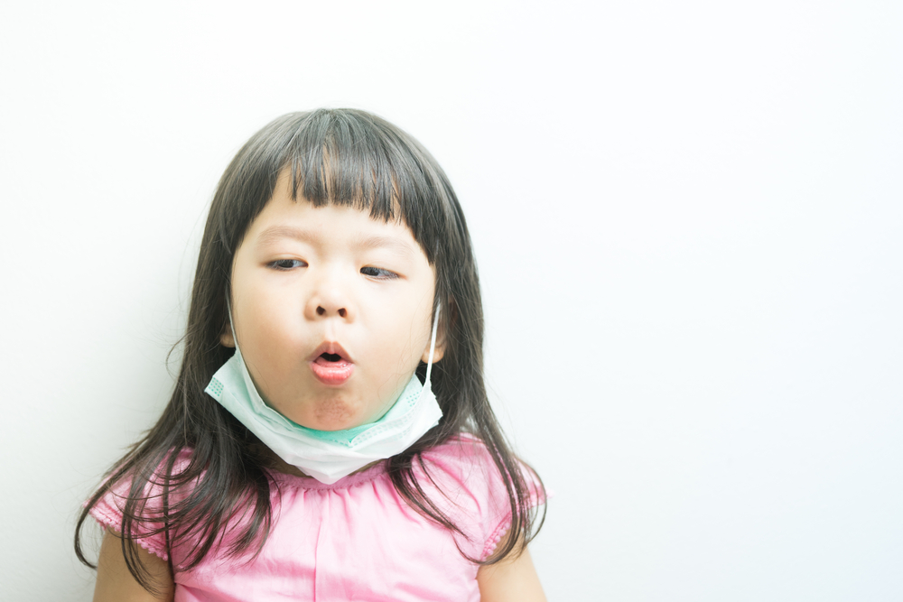 Trẻ thường xuyên hắng giọng có thể mắc 2 căn bệnh này, nhiều cha mẹ không biết- Ảnh 2.